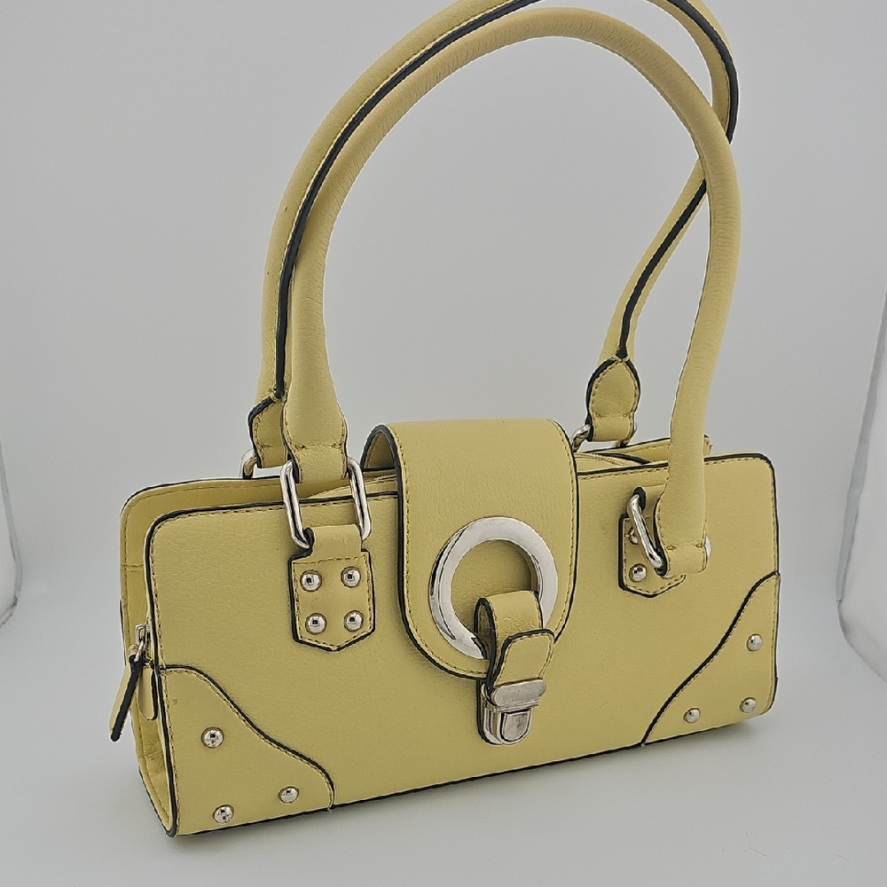 Elegant Yellow Shoulder Bag with Silver Details